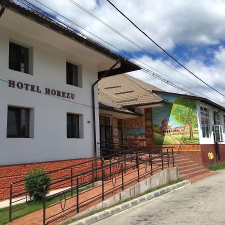 Hotel Horezu Exterior photo